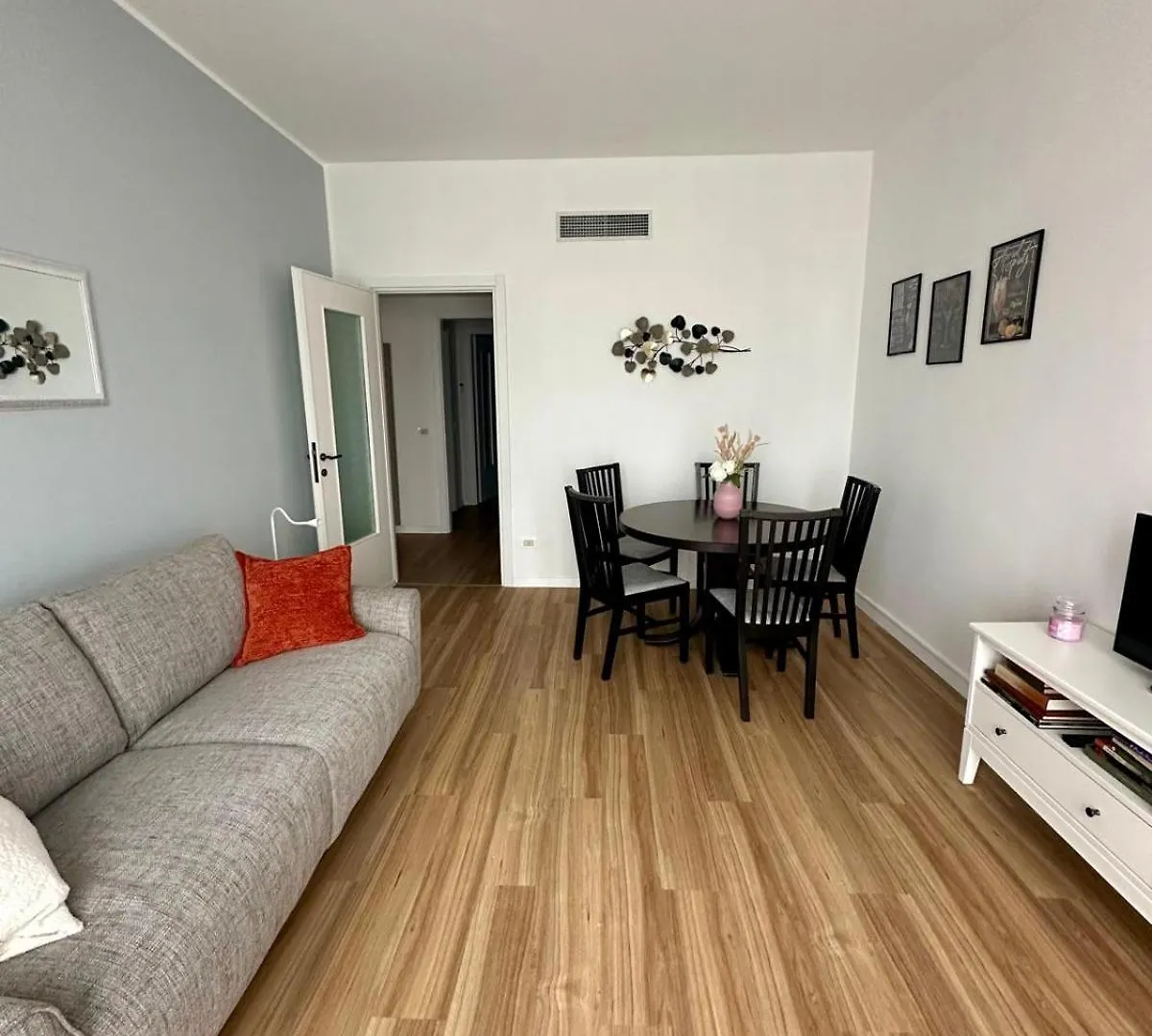 Emily'S Home ميلان 0*,